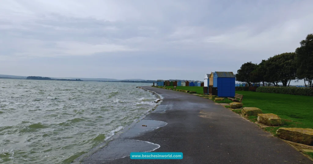 Capturing Memories: Photography Guide at Hamworthy Beach